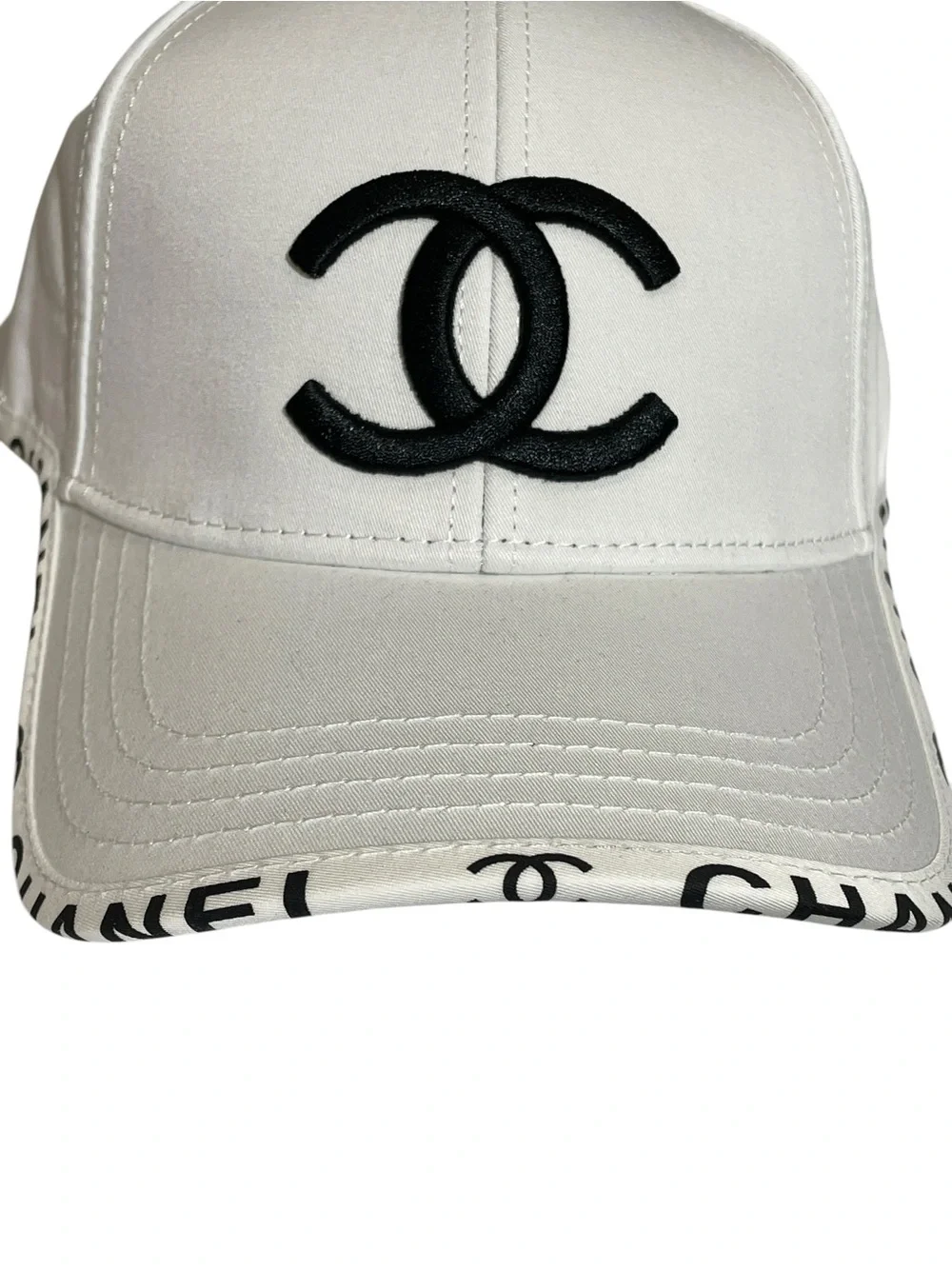 🧢 Women’s White Baseball Cap 🧢